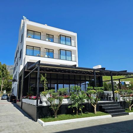 Kaan Hotel Radhimë Extérieur photo