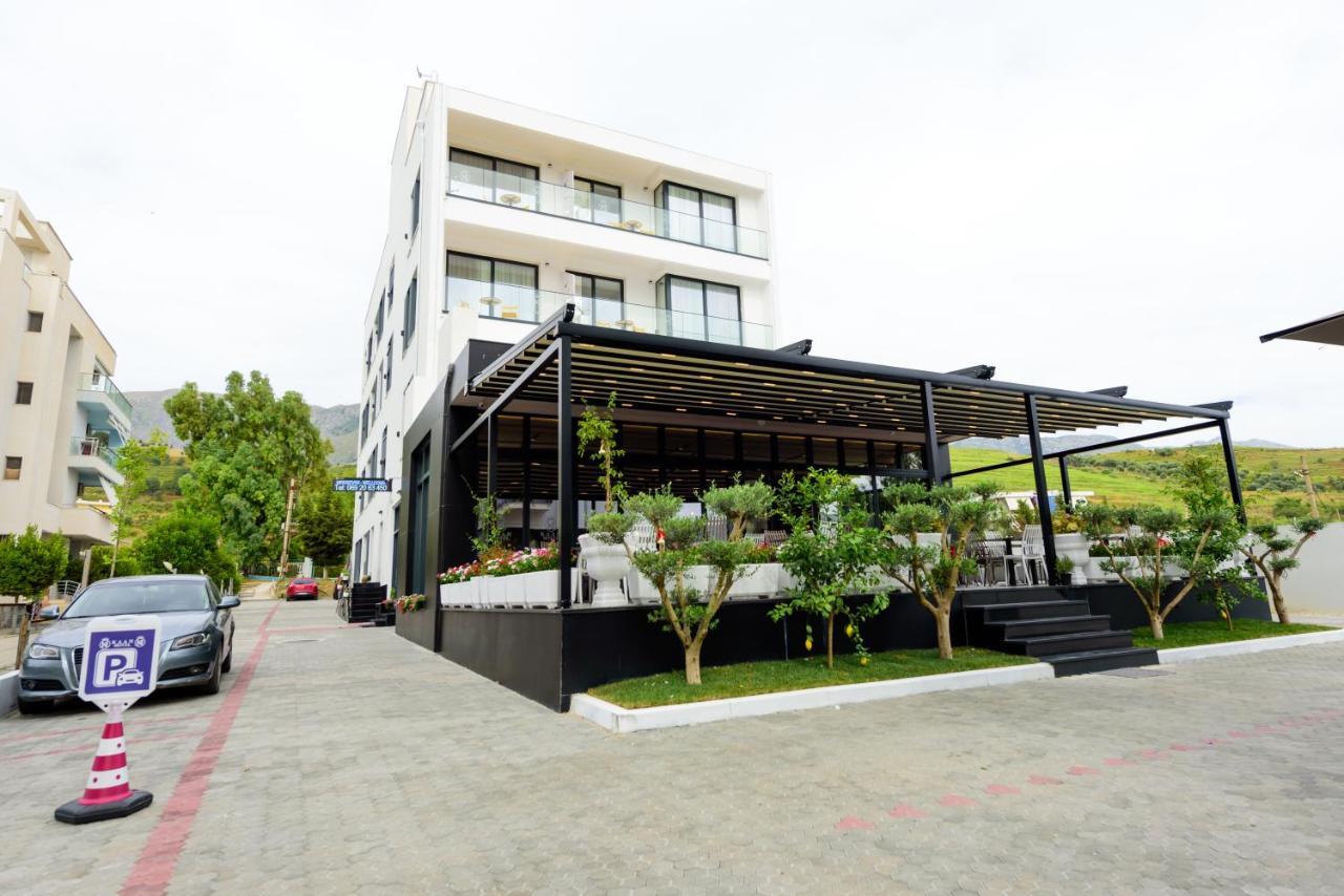 Kaan Hotel Radhimë Extérieur photo
